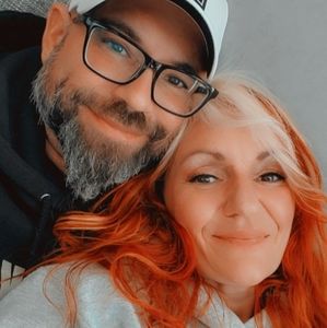 Meet your Posher, Hollie